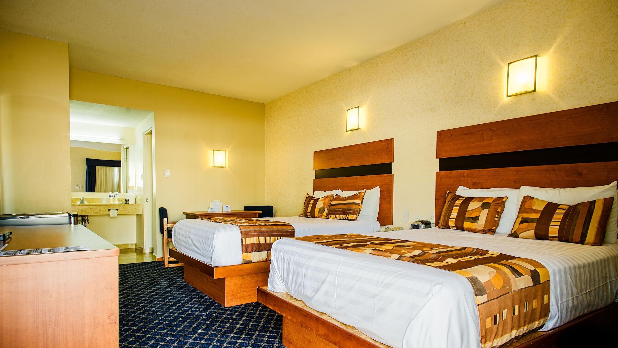 American Inn Hotel & Suites Parral Esterno foto