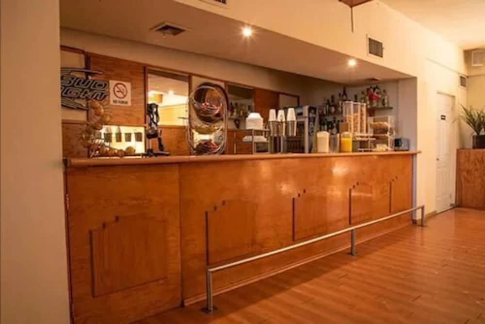 American Inn Hotel & Suites Parral Esterno foto